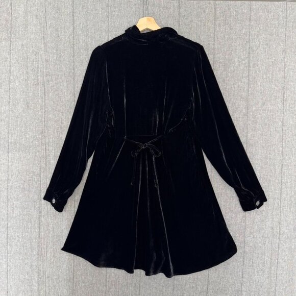 90s Vintage Kamellia by Desire Black Silk Blend Velvet Long Sleeve Mini Dress - Picture 2 of 11